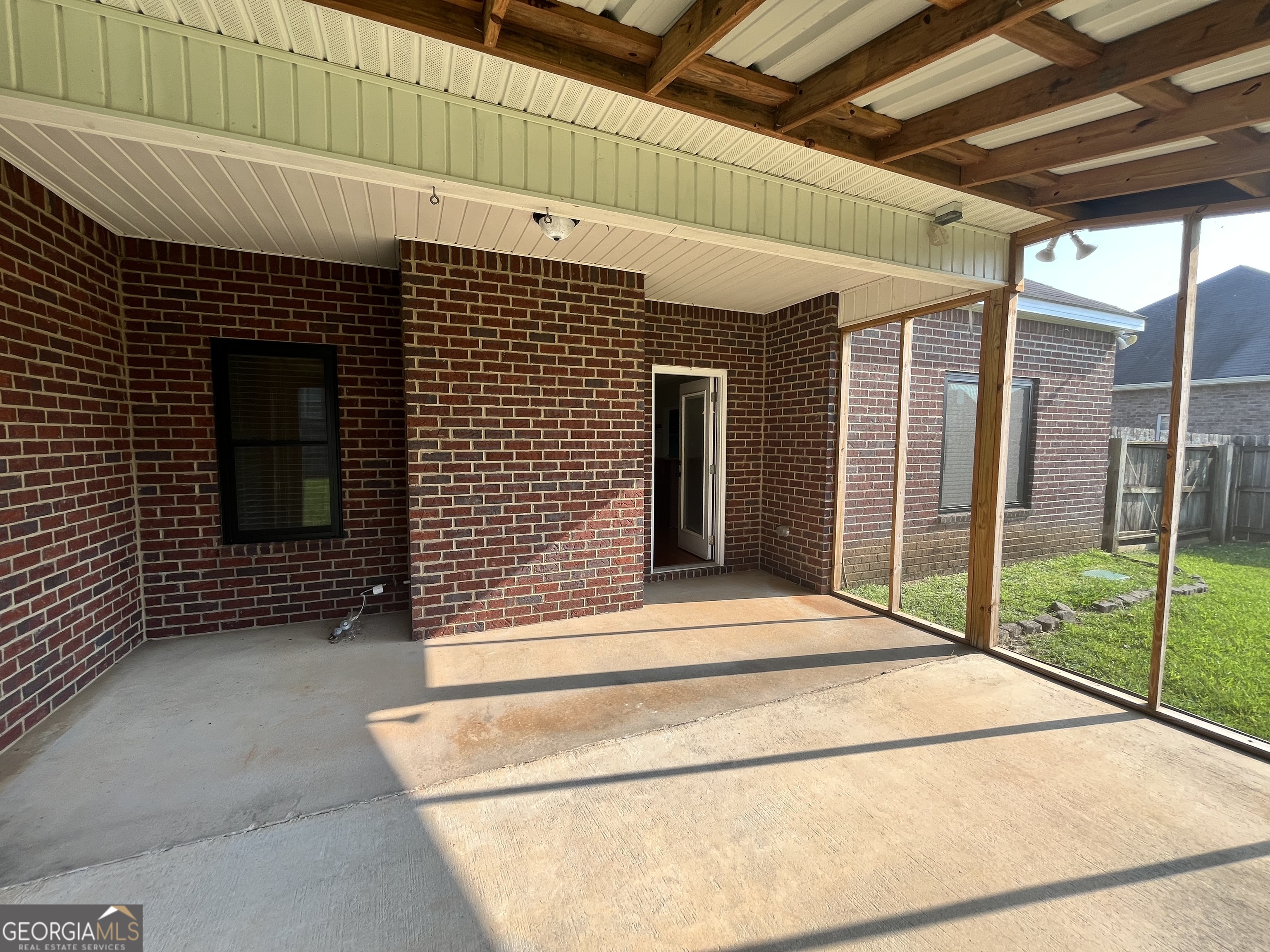 416 Hunts Landing Drive Property Photo 14