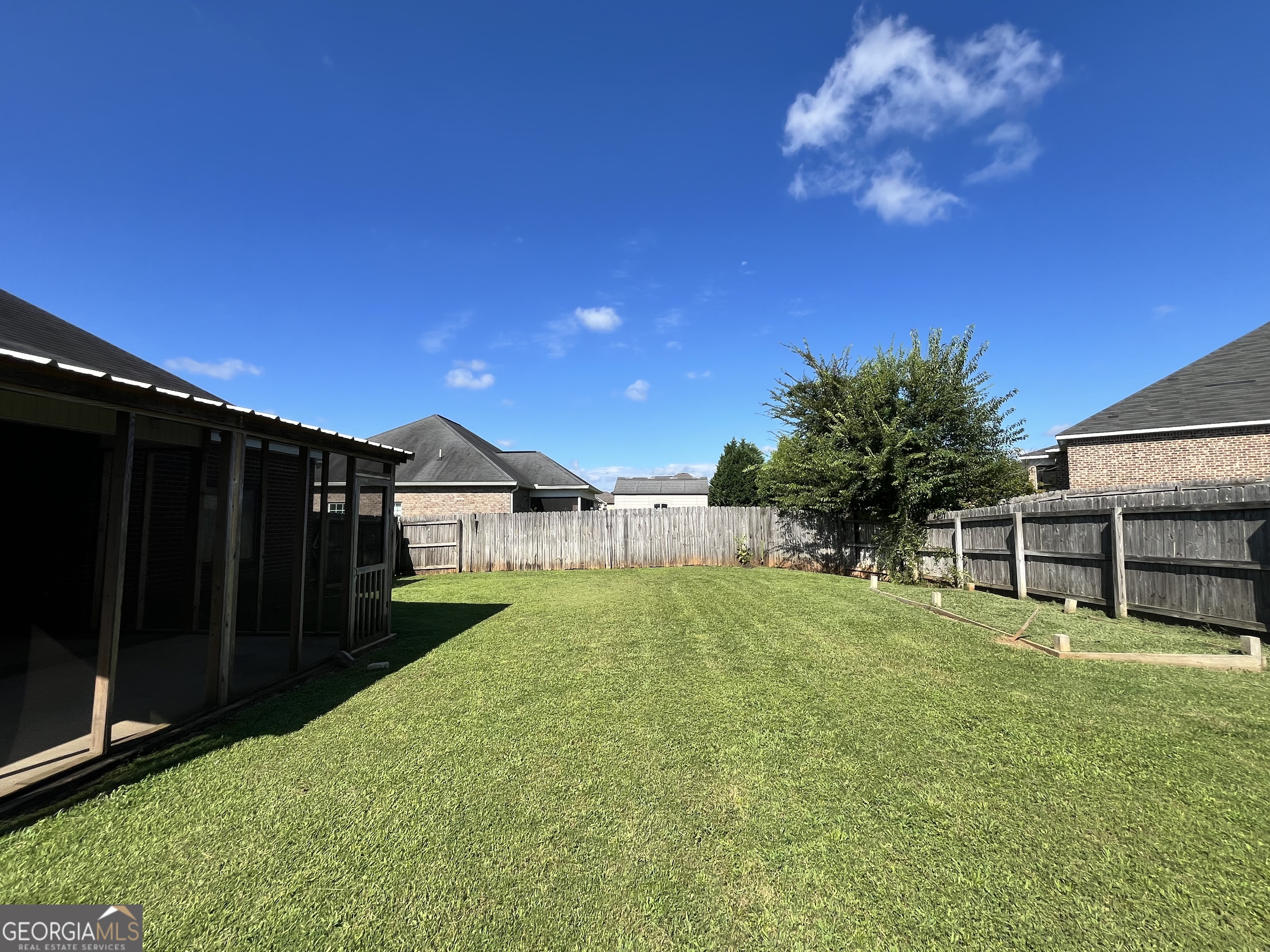 416 Hunts Landing Drive Property Photo 15
