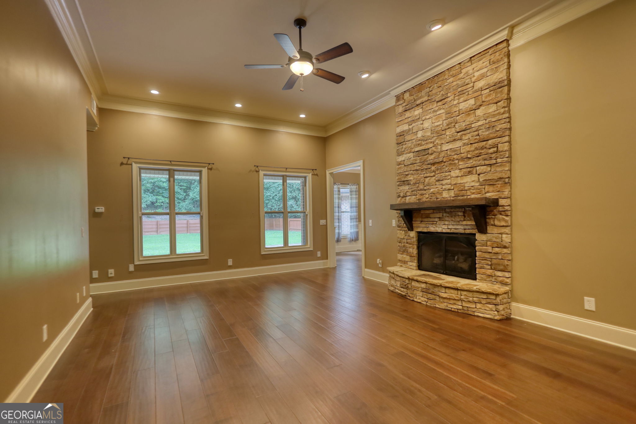 360 Wyldewoode Drive Property Photo 11