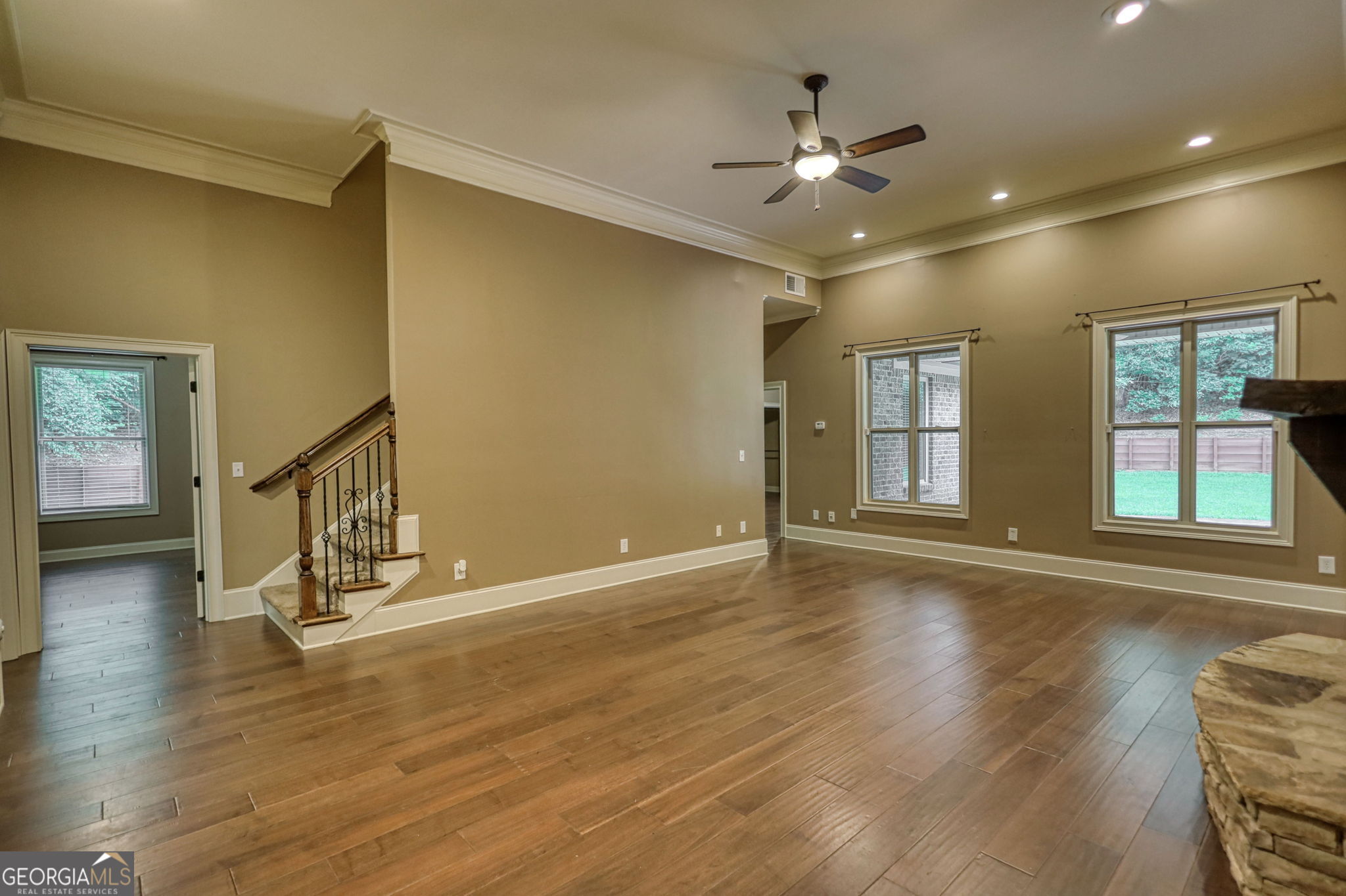 360 Wyldewoode Drive Property Photo 12