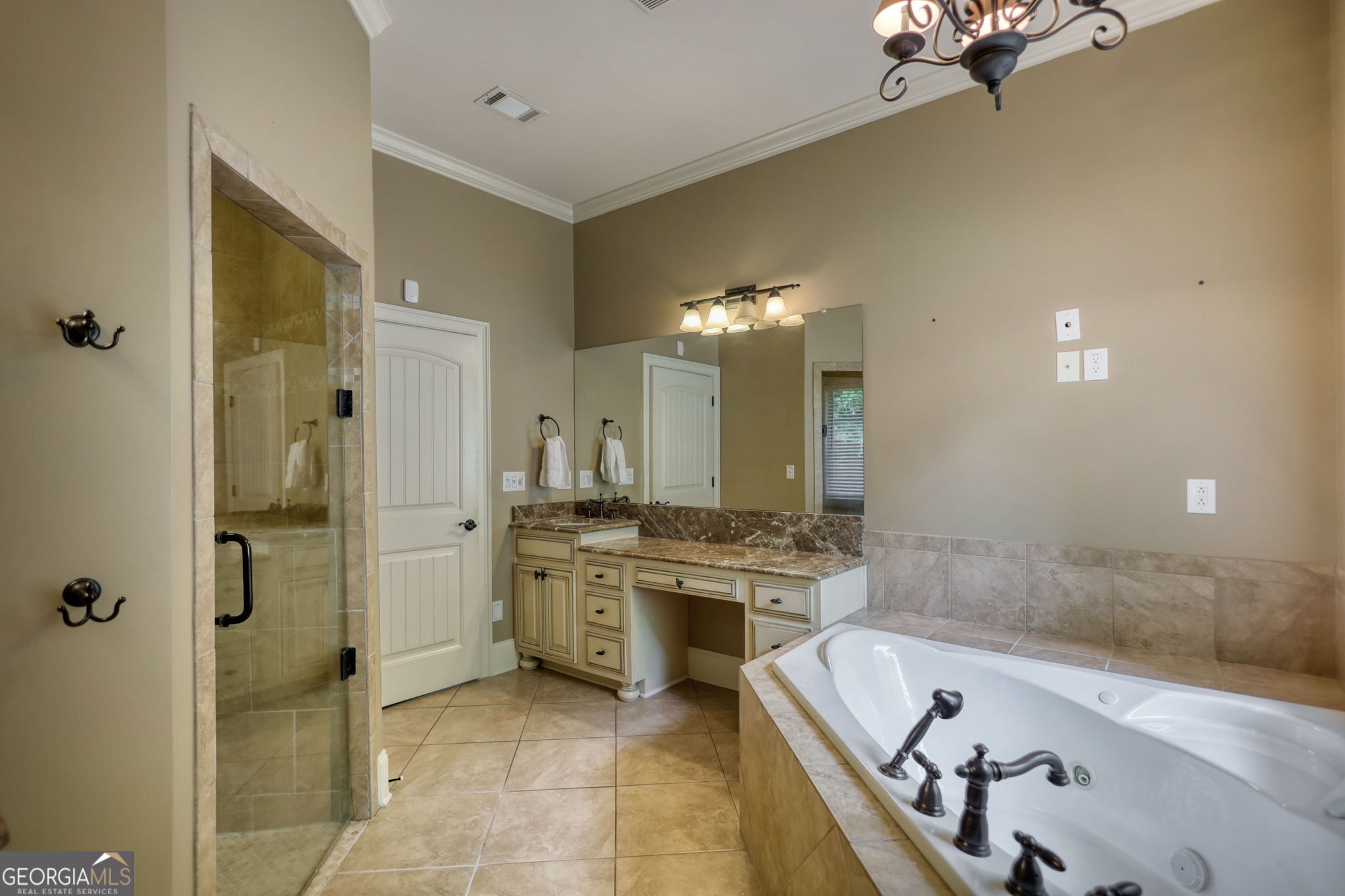 360 Wyldewoode Drive Property Photo 29