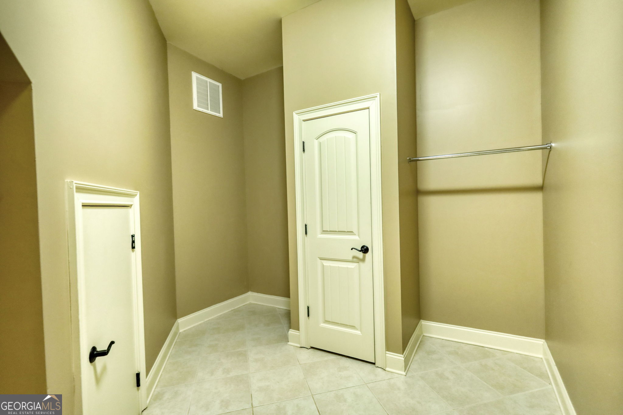 360 Wyldewoode Drive Property Photo 33