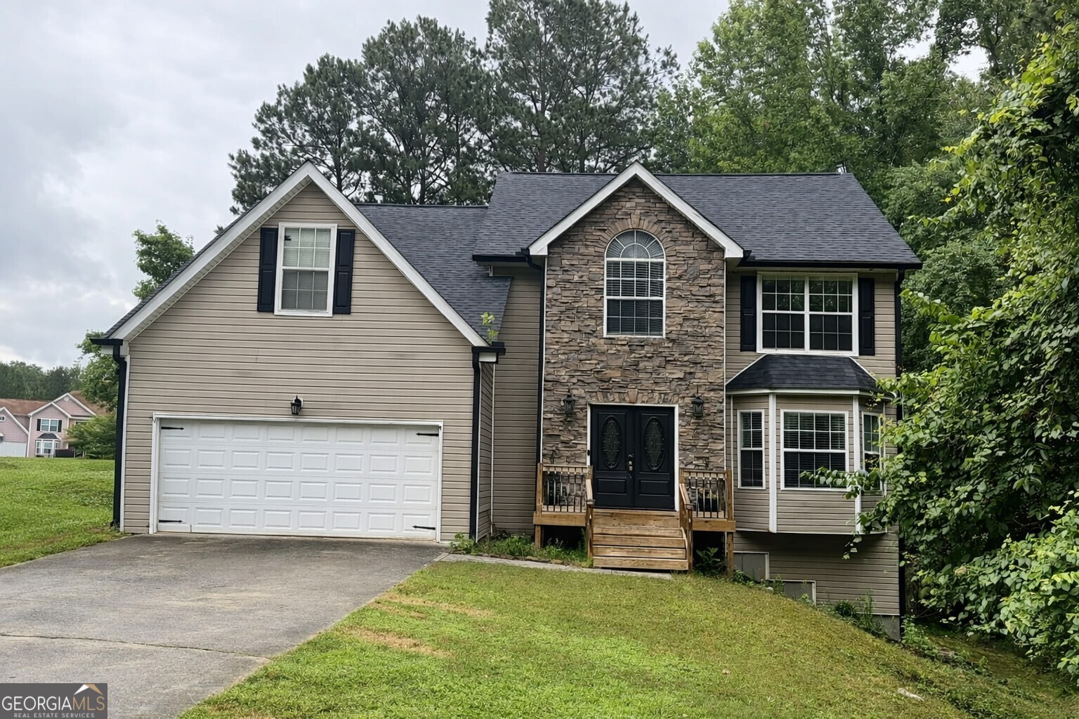 4323 Caroline Court Property Photo 1