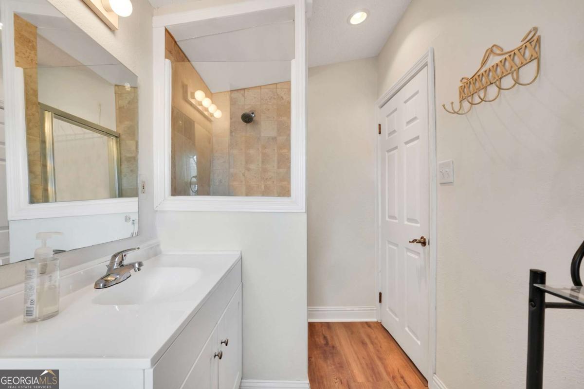 216 Deep Water Road Property Photo 17
