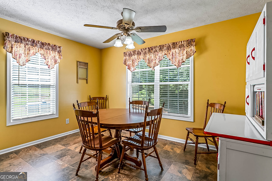 2025 Pheasant Run Drive Property Photo 8