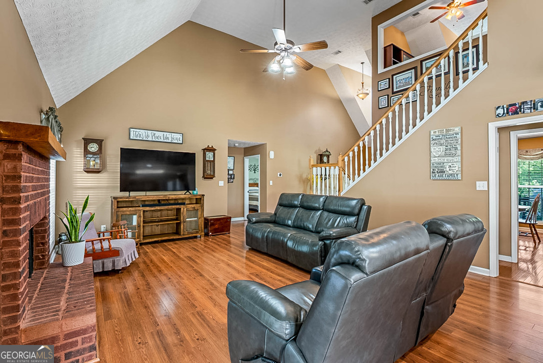 2025 Pheasant Run Drive Property Photo 10