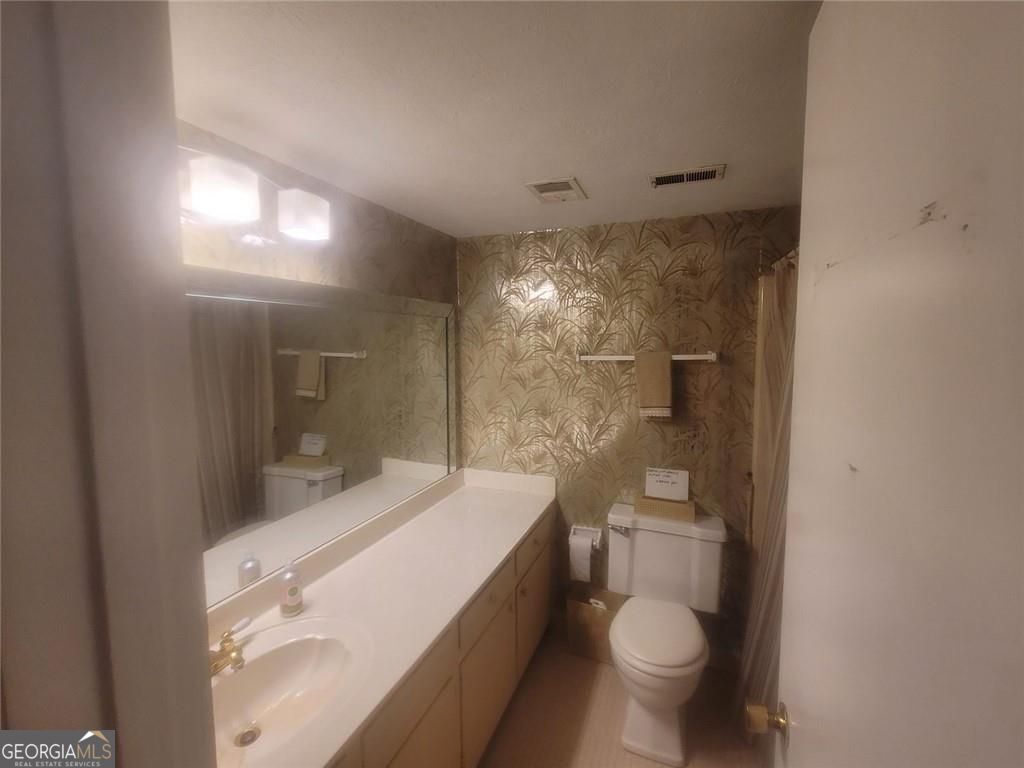 3825 Lavista Road # T1 Property Photo 5
