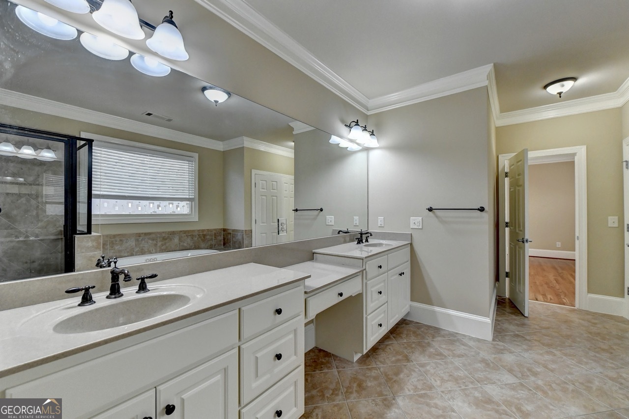 11636 Parkside Avenue Property Photo 17