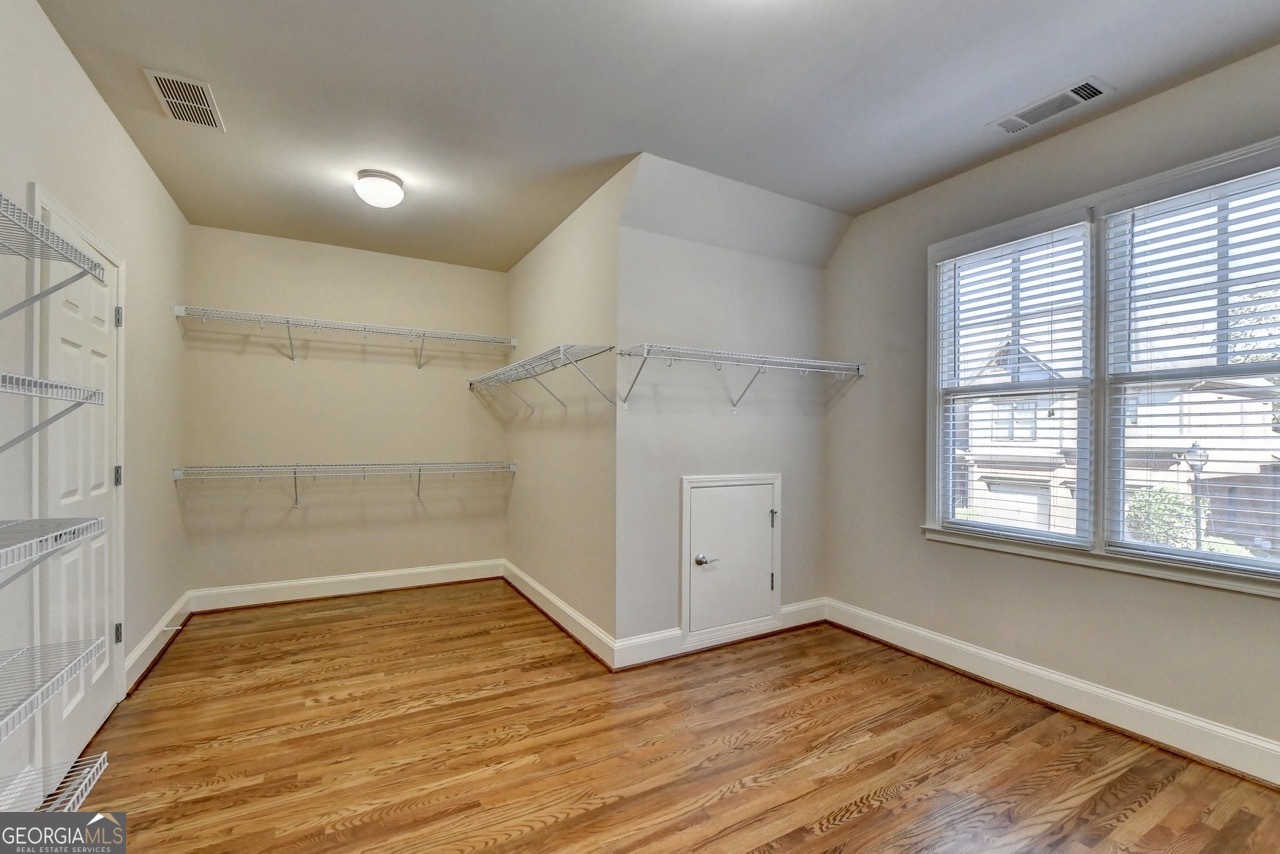 11636 Parkside Avenue Property Photo 19