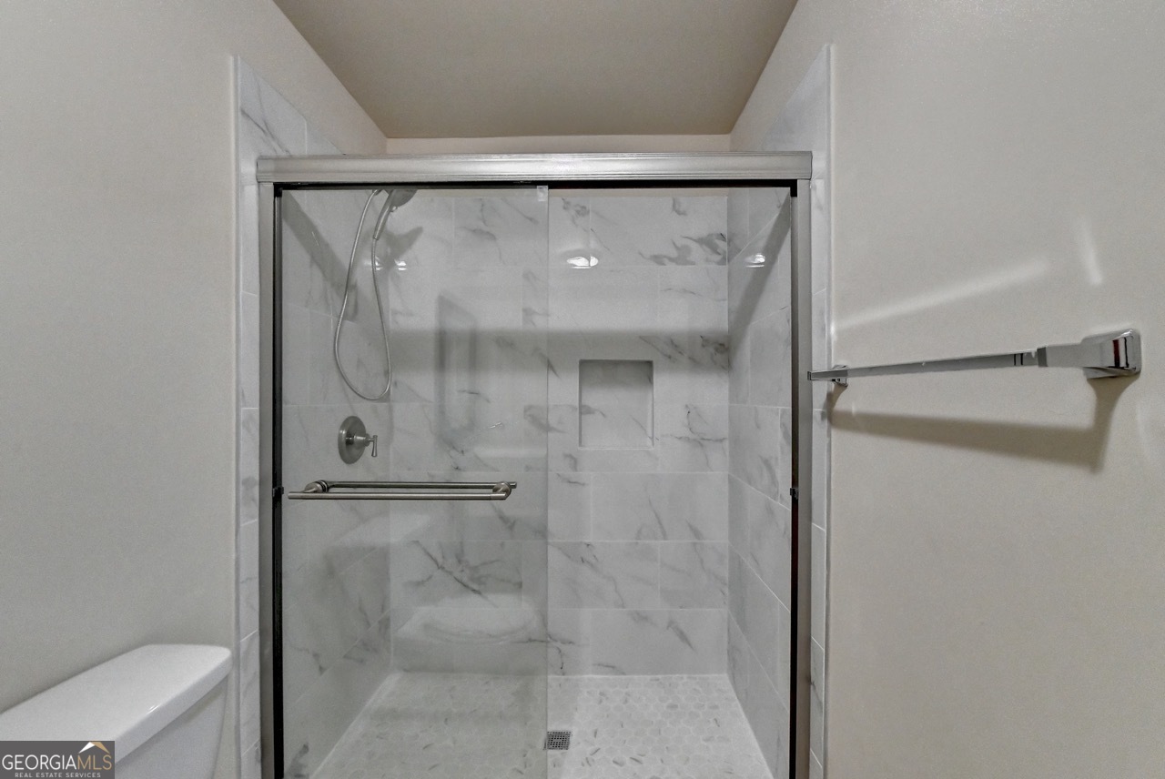 11636 Parkside Avenue Property Photo 28