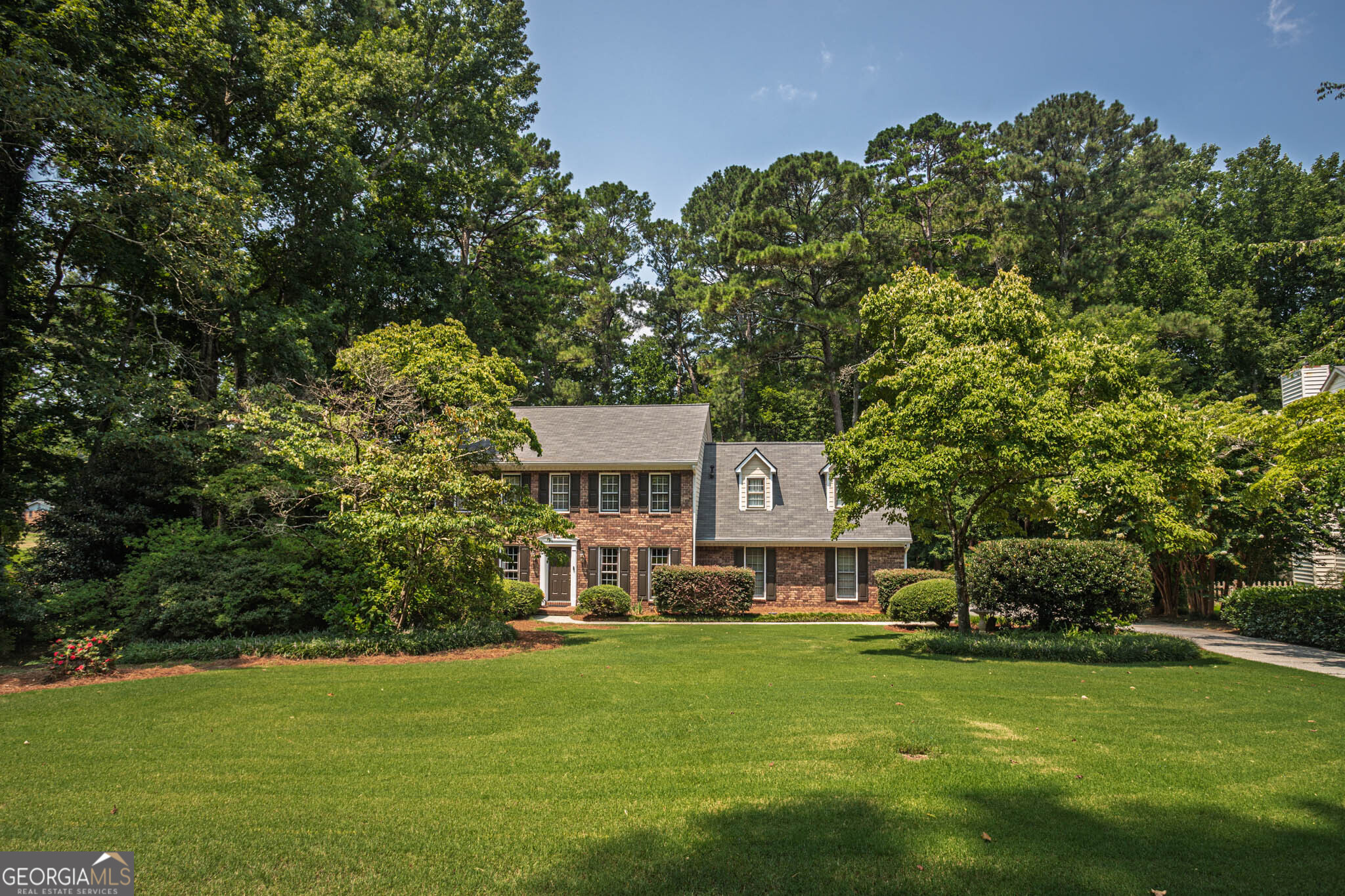 1707 Red Fox Run Sw Property Photo 3
