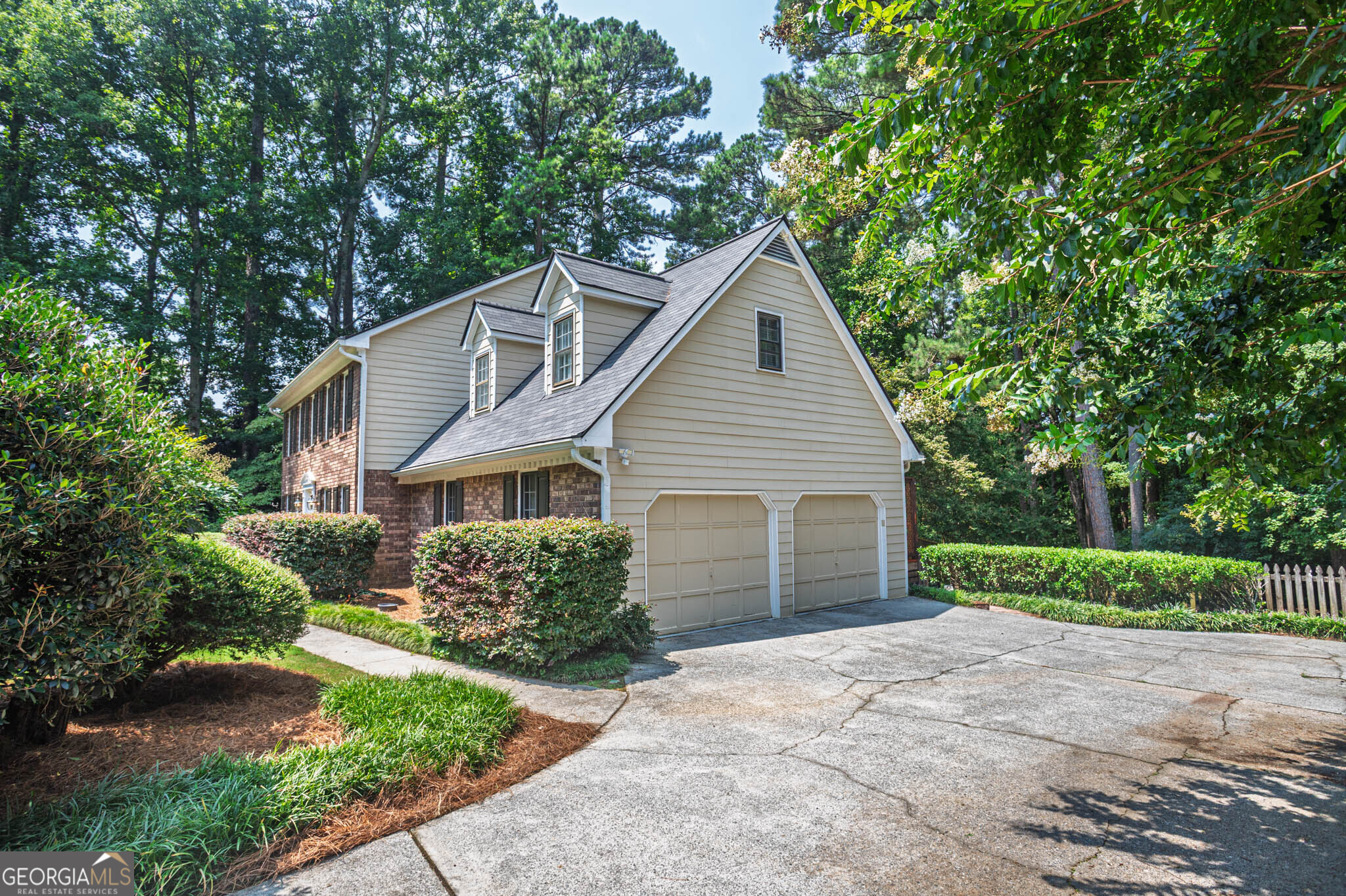 1707 Red Fox Run Sw Property Photo 5