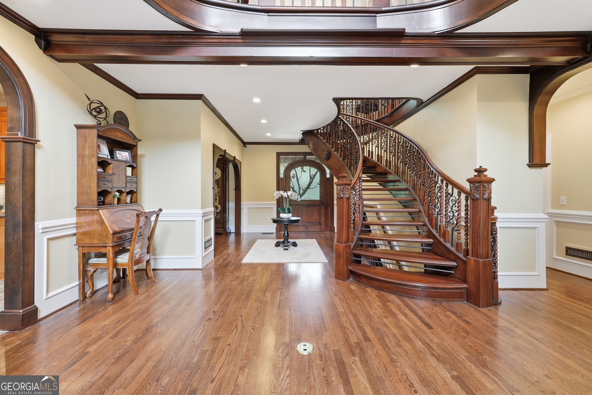 1091 Echota Road Property Photo 12