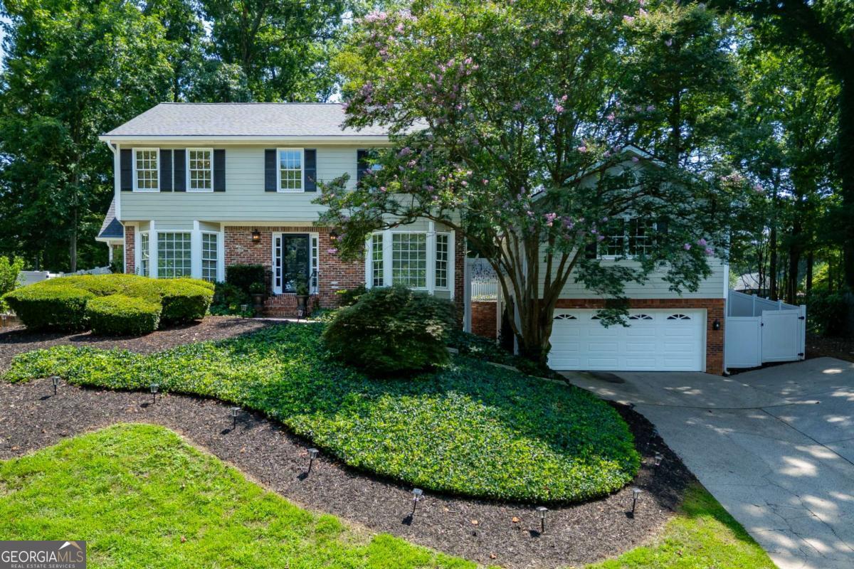 315 Derby Ridge Trace Property Photo 1