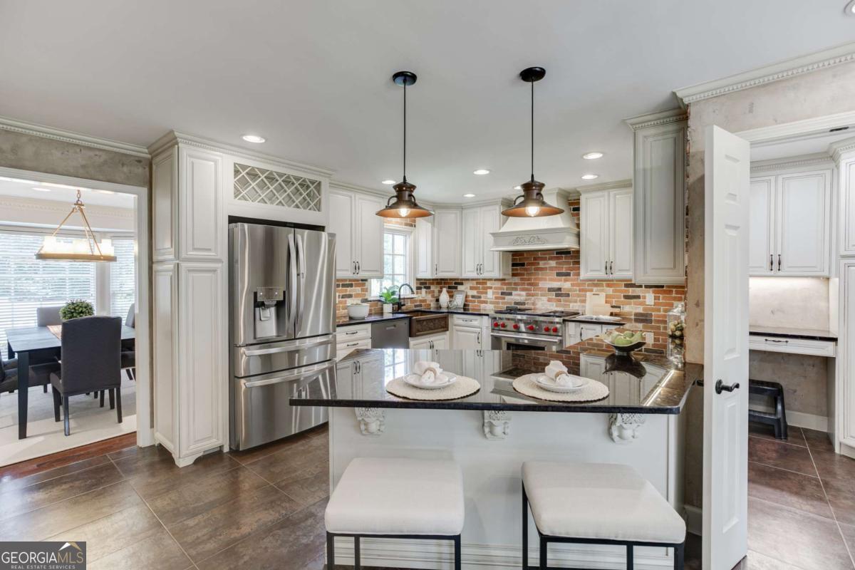 315 Derby Ridge Trace Property Photo 12