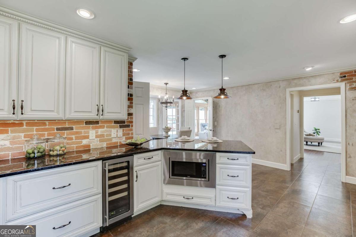 315 Derby Ridge Trace Property Photo 13