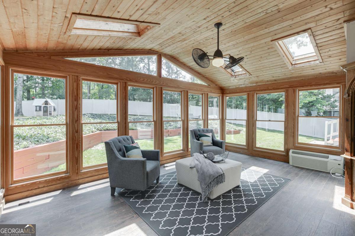 315 Derby Ridge Trace Property Photo 16