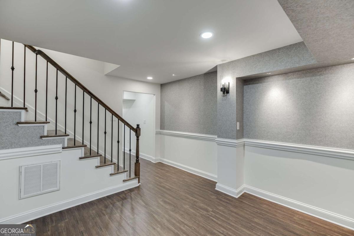 315 Derby Ridge Trace Property Photo 29
