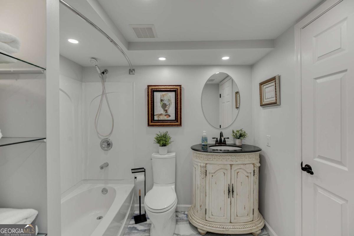 315 Derby Ridge Trace Property Photo 37