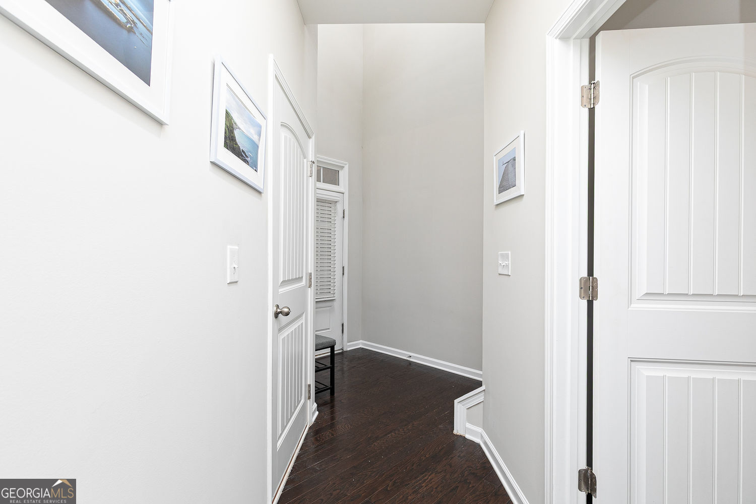 584 Bright Street Sw Property Photo 4