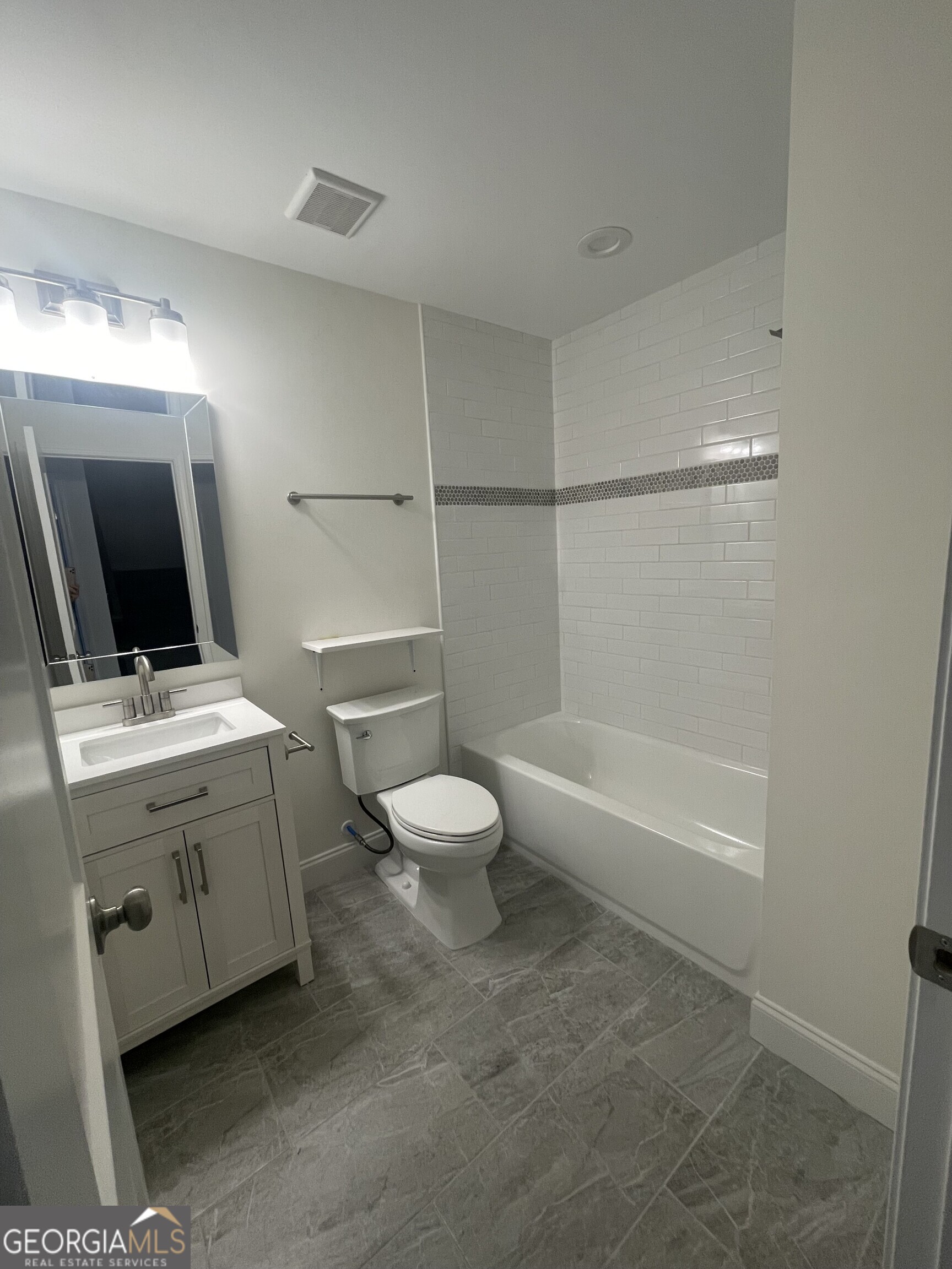 4034 Oak Glenn Drive Property Photo 11