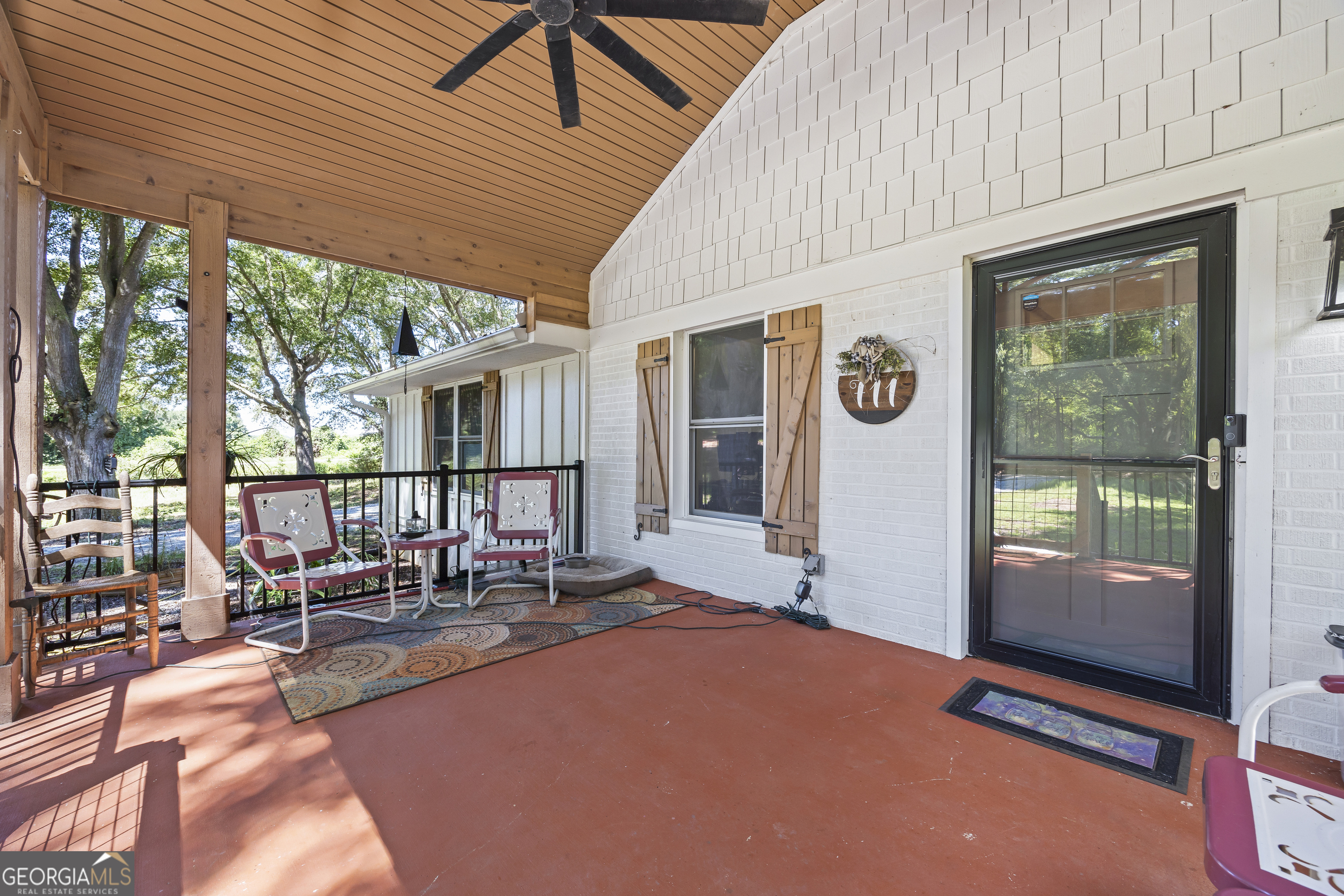 711 Shackelford Road Property Photo 4