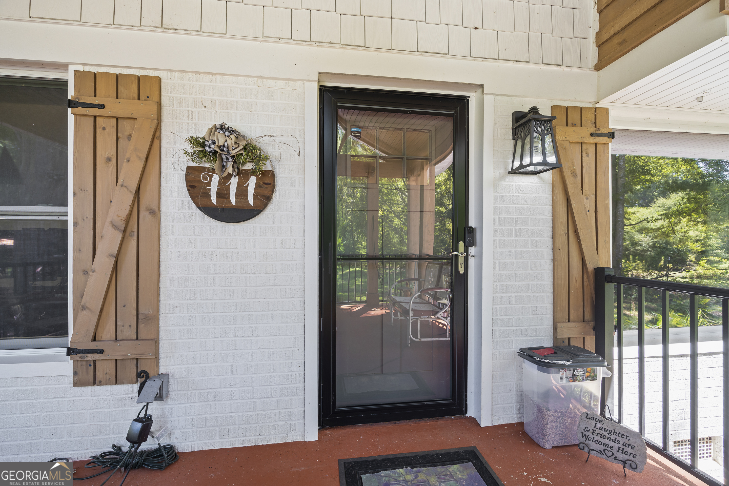 711 Shackelford Road Property Photo 5