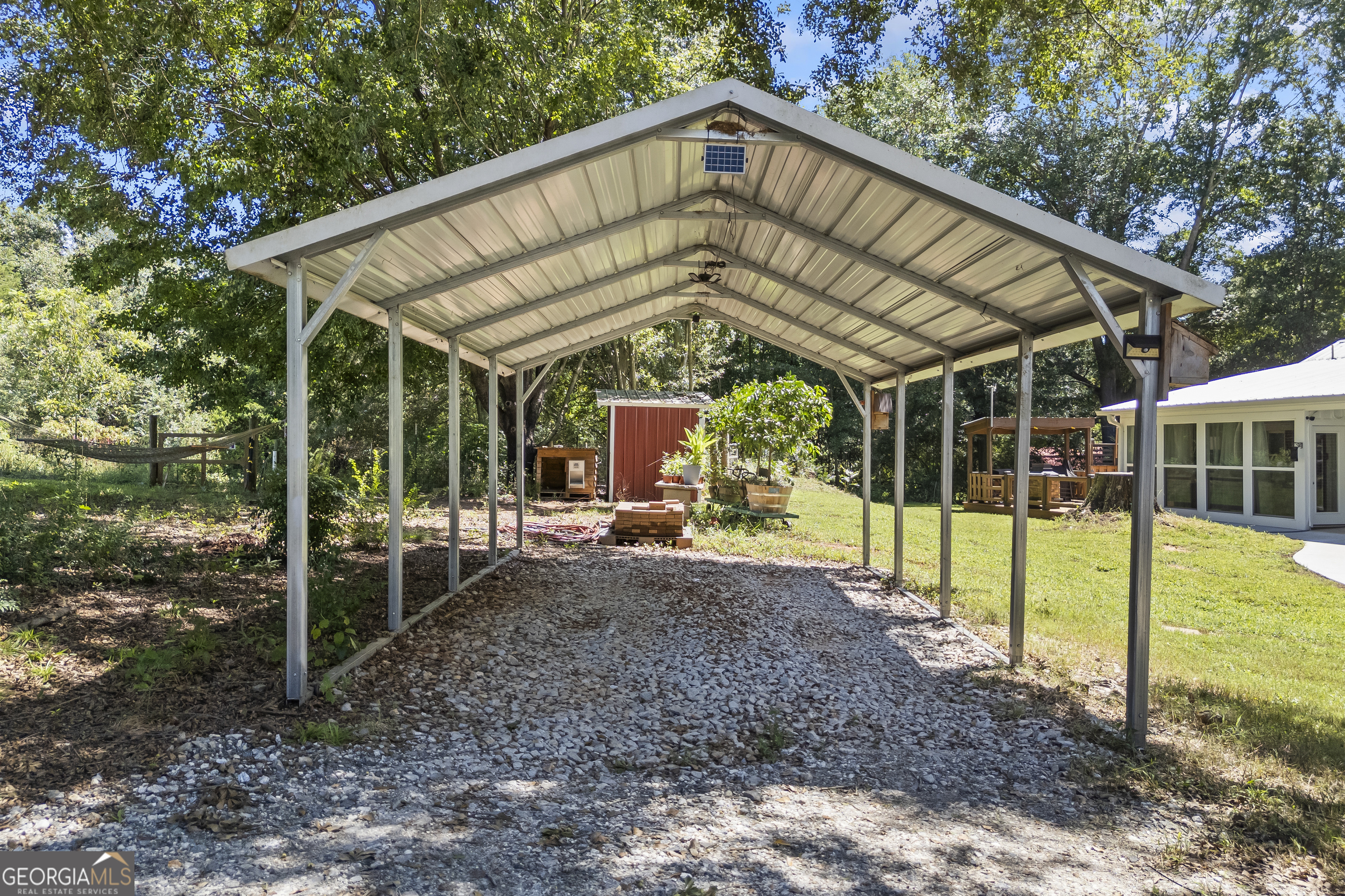 711 Shackelford Road Property Photo 33
