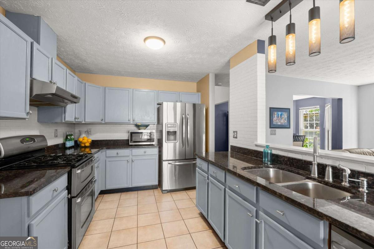 3490 Parkbrooke Lane Property Photo 11