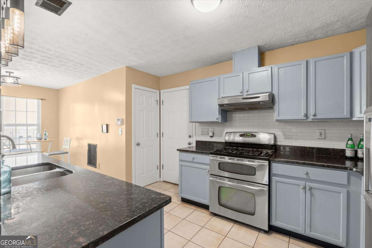3490 Parkbrooke Lane Property Photo 12