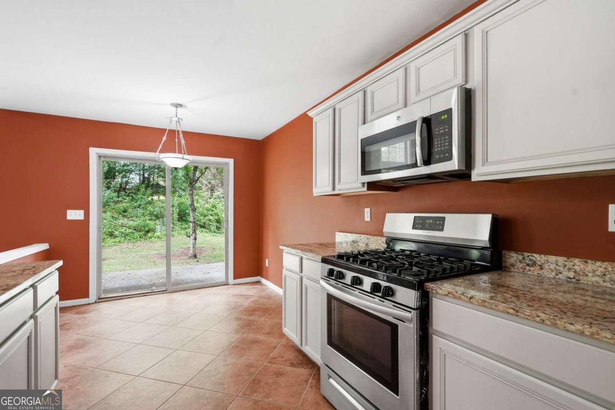 506 Pentworth Court Nw Property Photo 15