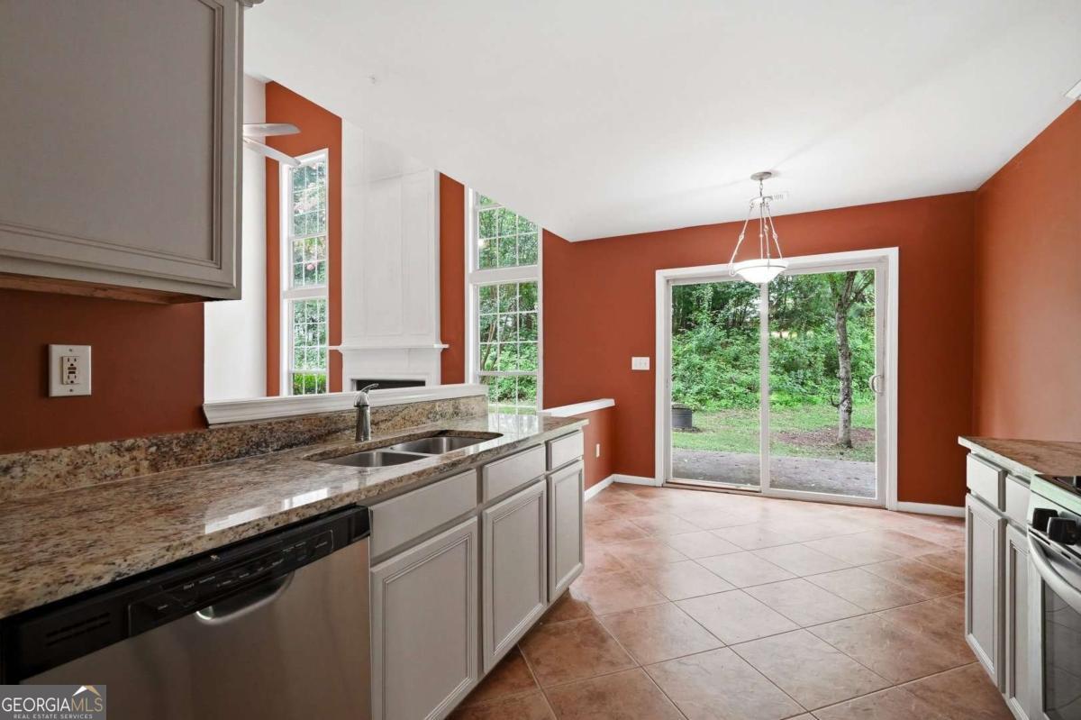 506 Pentworth Court Nw Property Photo 16