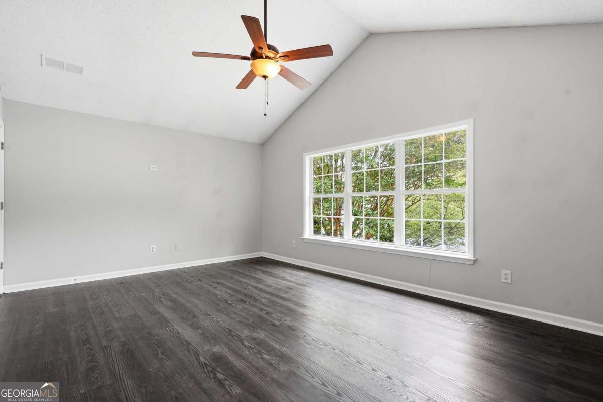 506 Pentworth Court Nw Property Photo 20