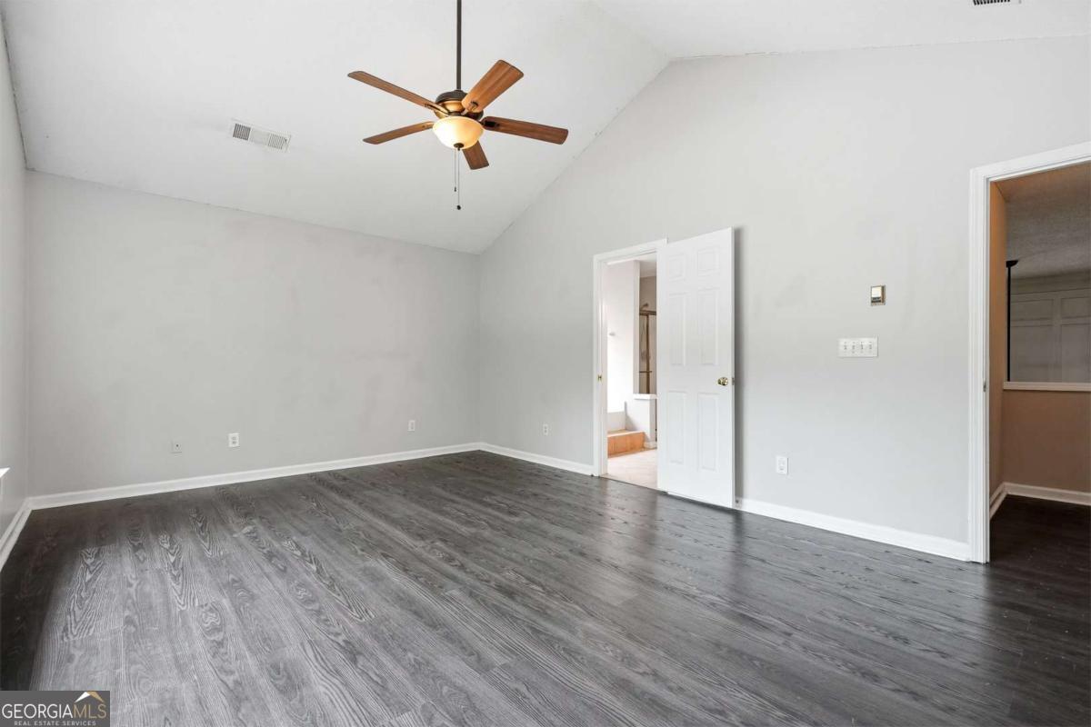 506 Pentworth Court Nw Property Photo 21
