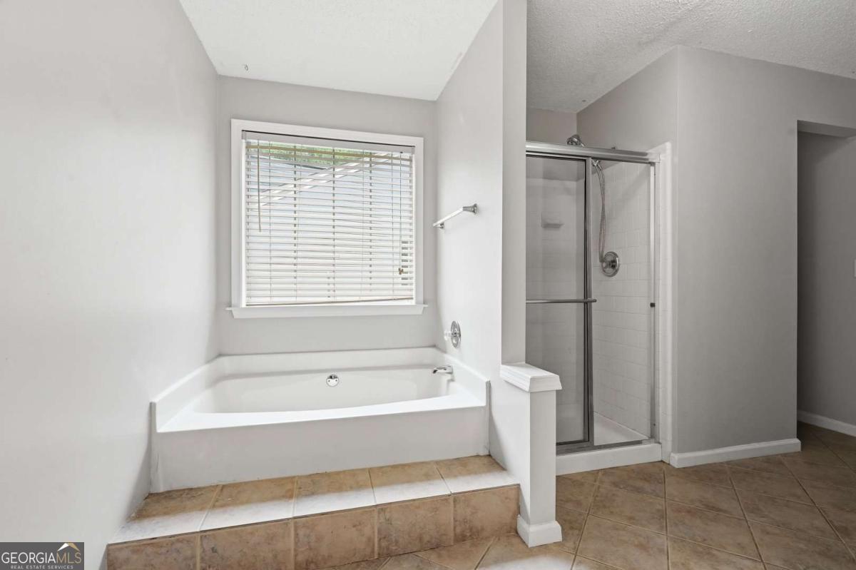 506 Pentworth Court Nw Property Photo 24