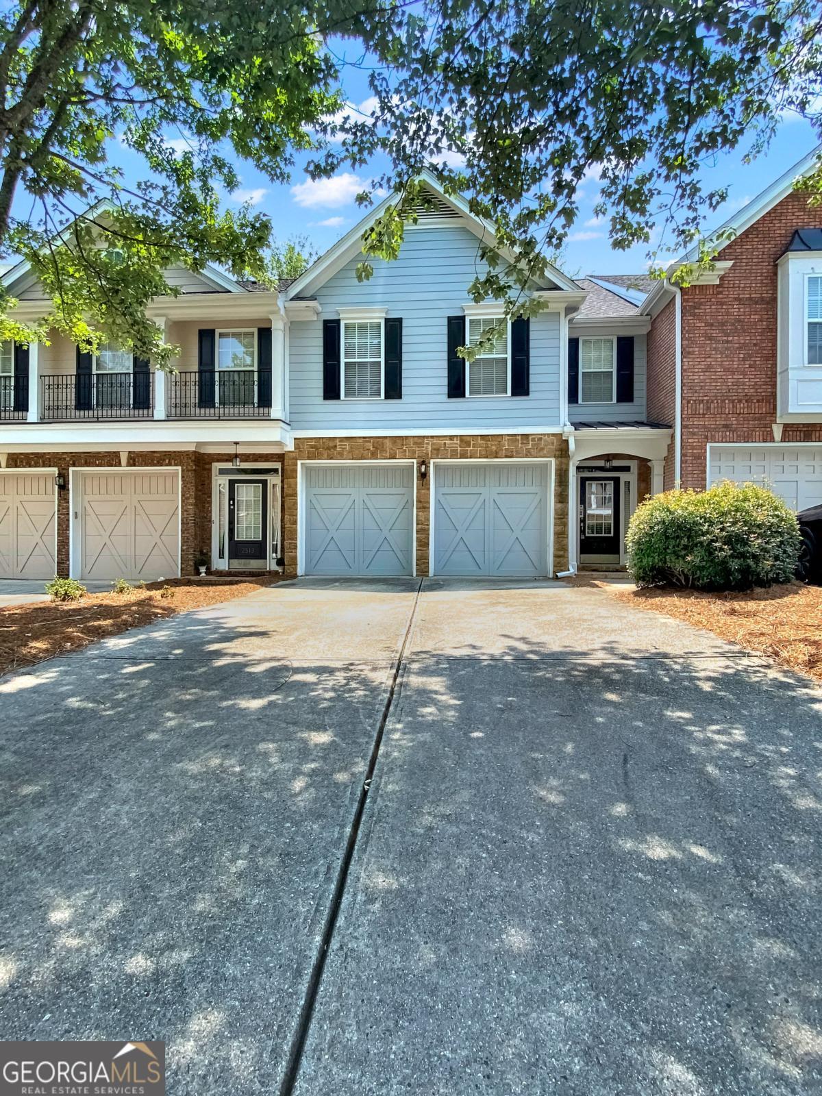 2511 Gadsen Walk Property Photo 2