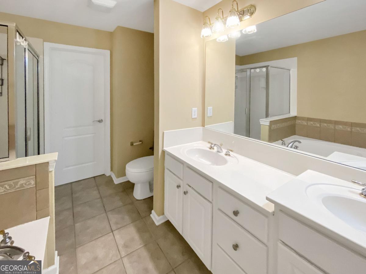 2511 Gadsen Walk Property Photo 31