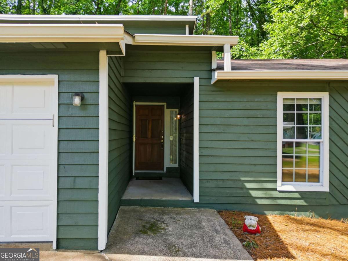 4738 Jamerson Forest Circle Property Photo 3