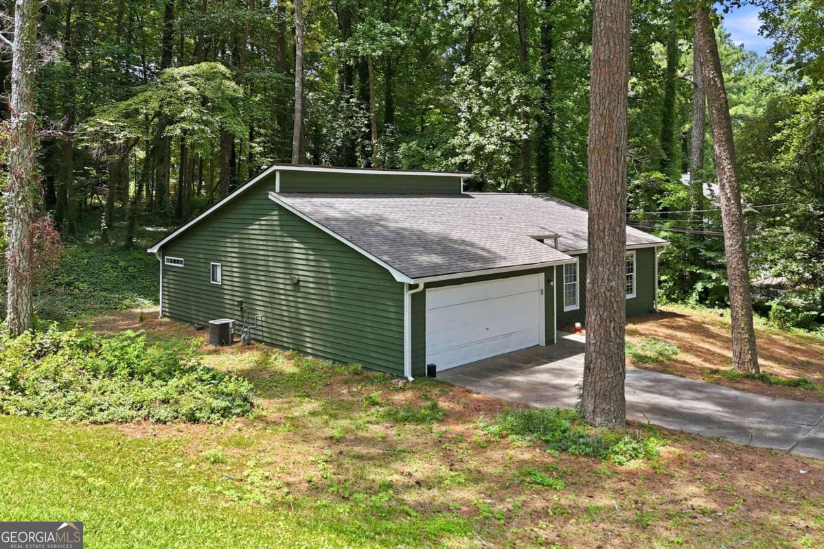 4738 Jamerson Forest Circle Property Photo 47