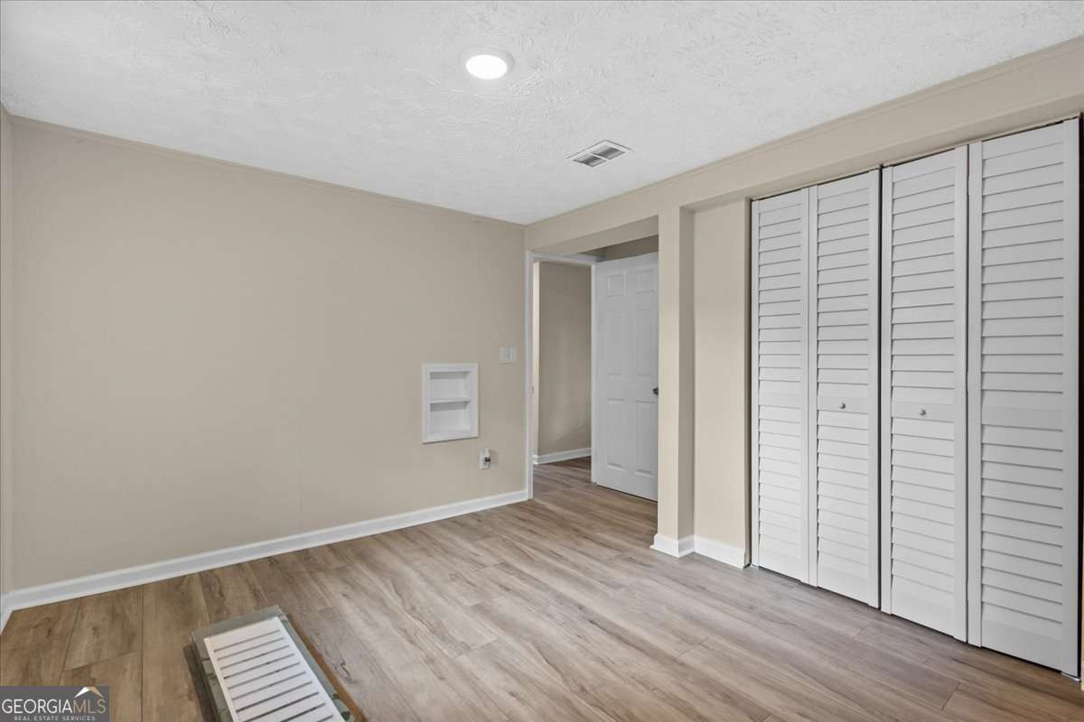 394 Burr Oak Court Property Photo 29