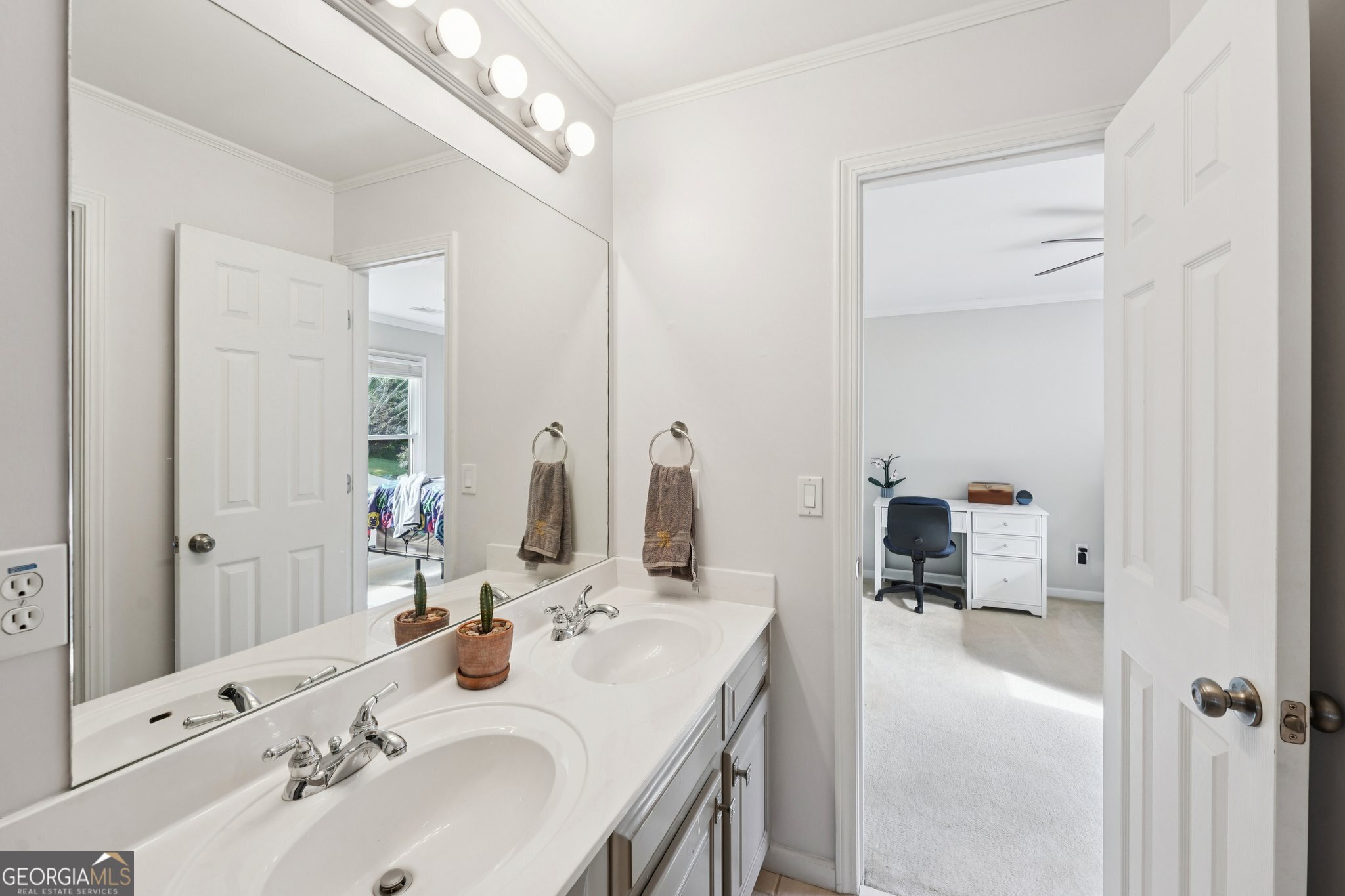 5980 Wilmington Court Property Photo 32
