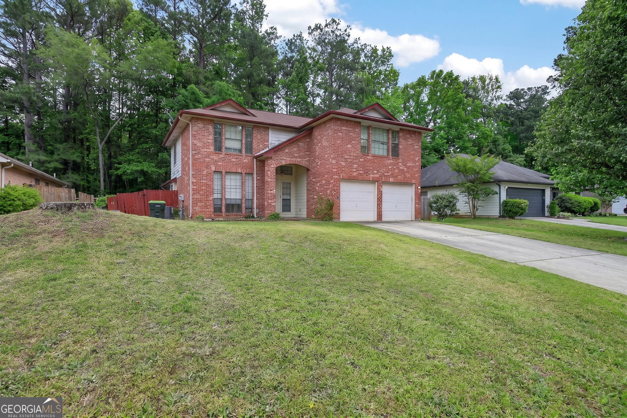 7042 Ivy Pointe Row Property Photo 2