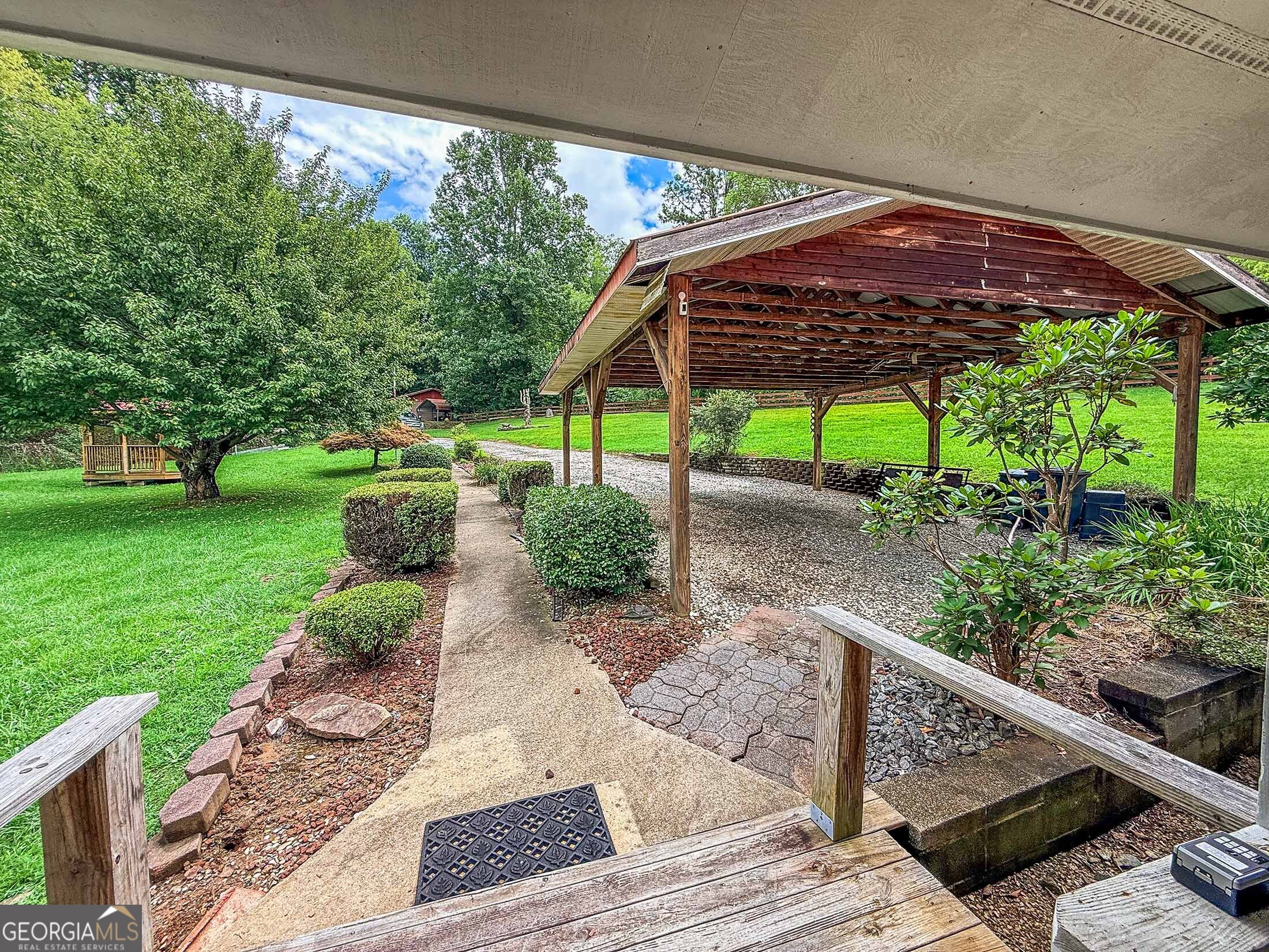 122 Crawford Cove Road Property Photo 14