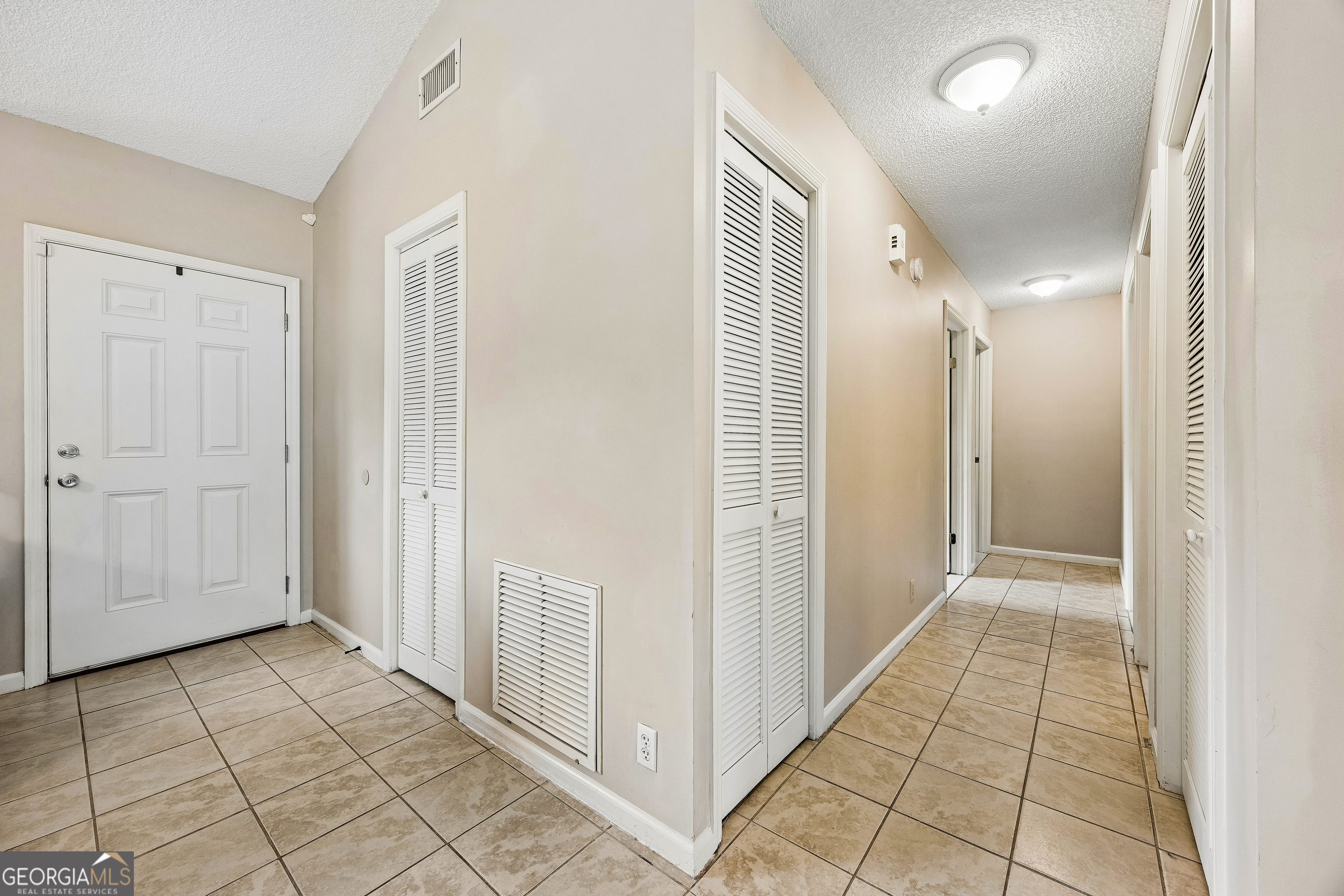 103 Sunnyside Lane Property Photo 4