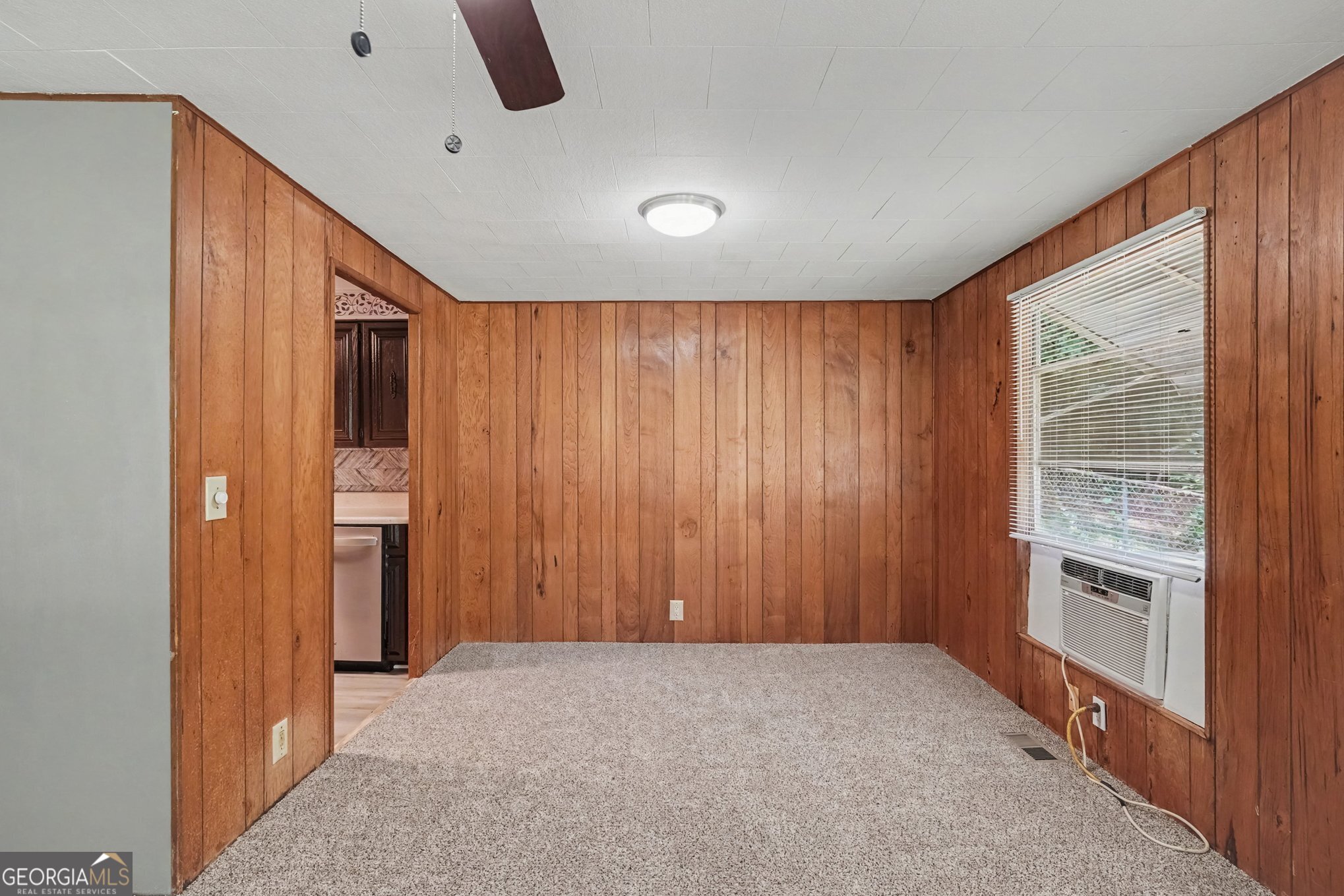 45 E James Circle Property Photo 5