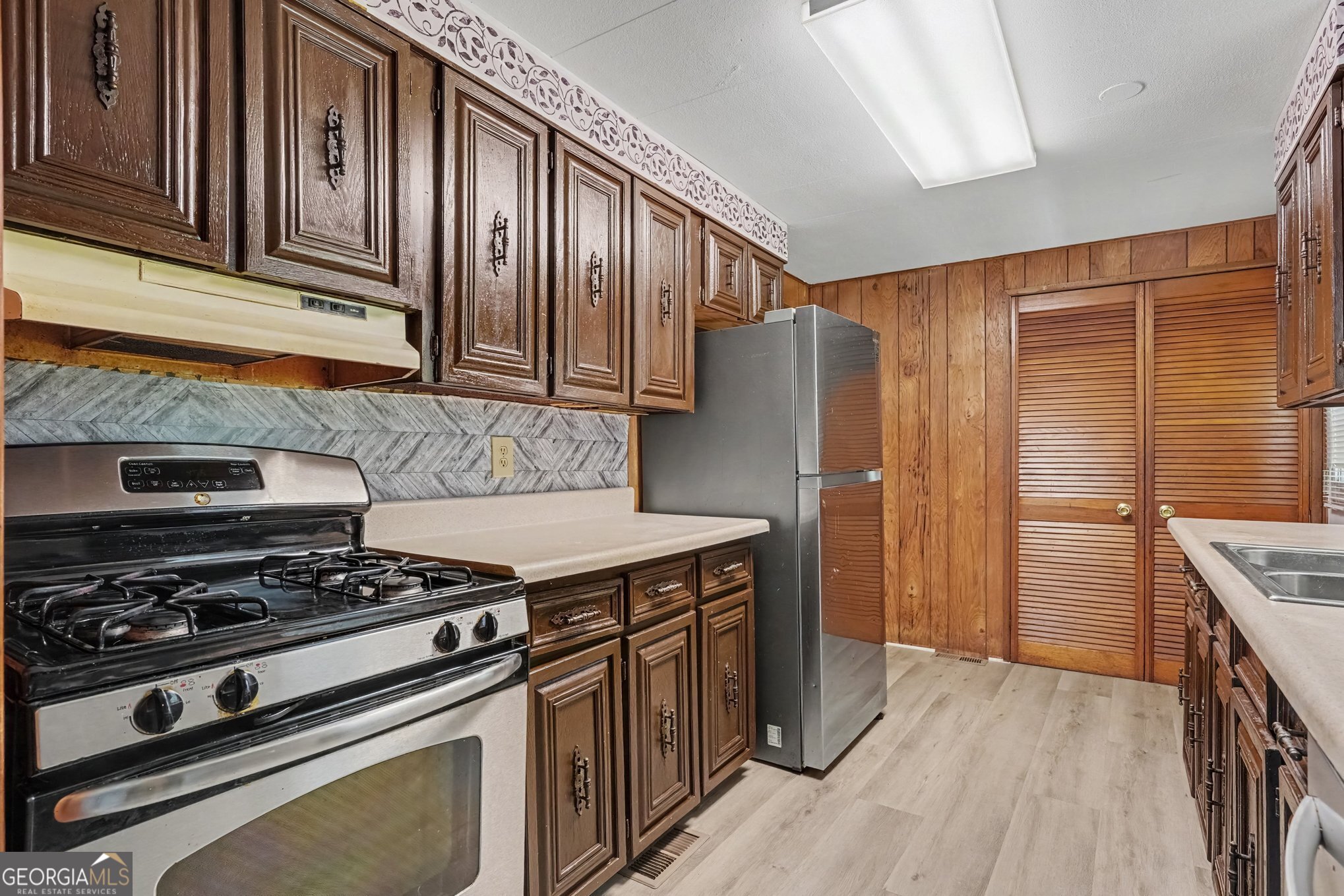 45 E James Circle Property Photo 7