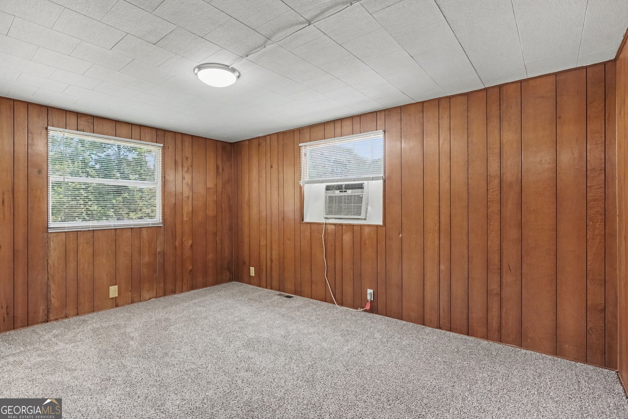 45 E James Circle Property Photo 11
