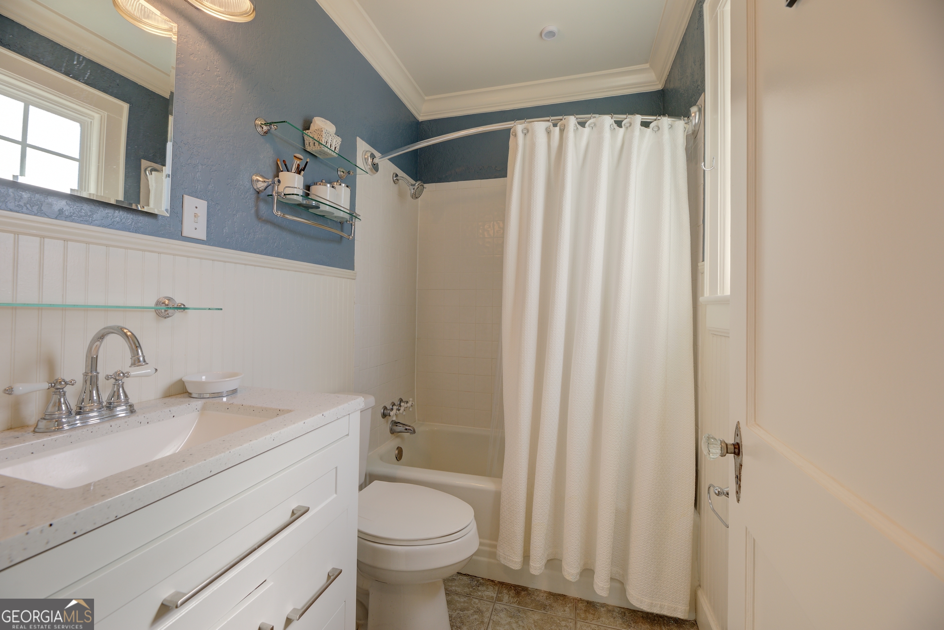 1005 S Crest Road Property Photo 18