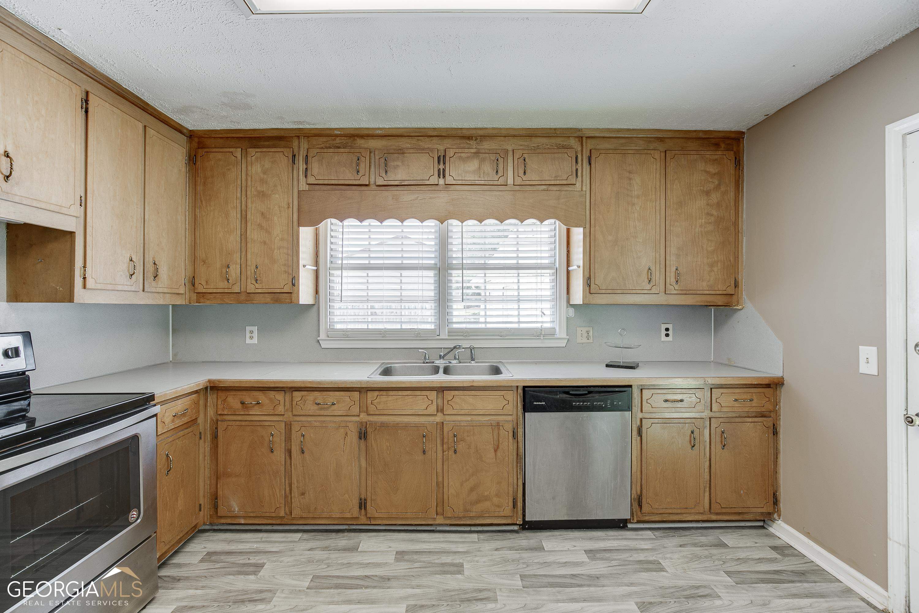 6076 Atlanta Highway Property Photo 20