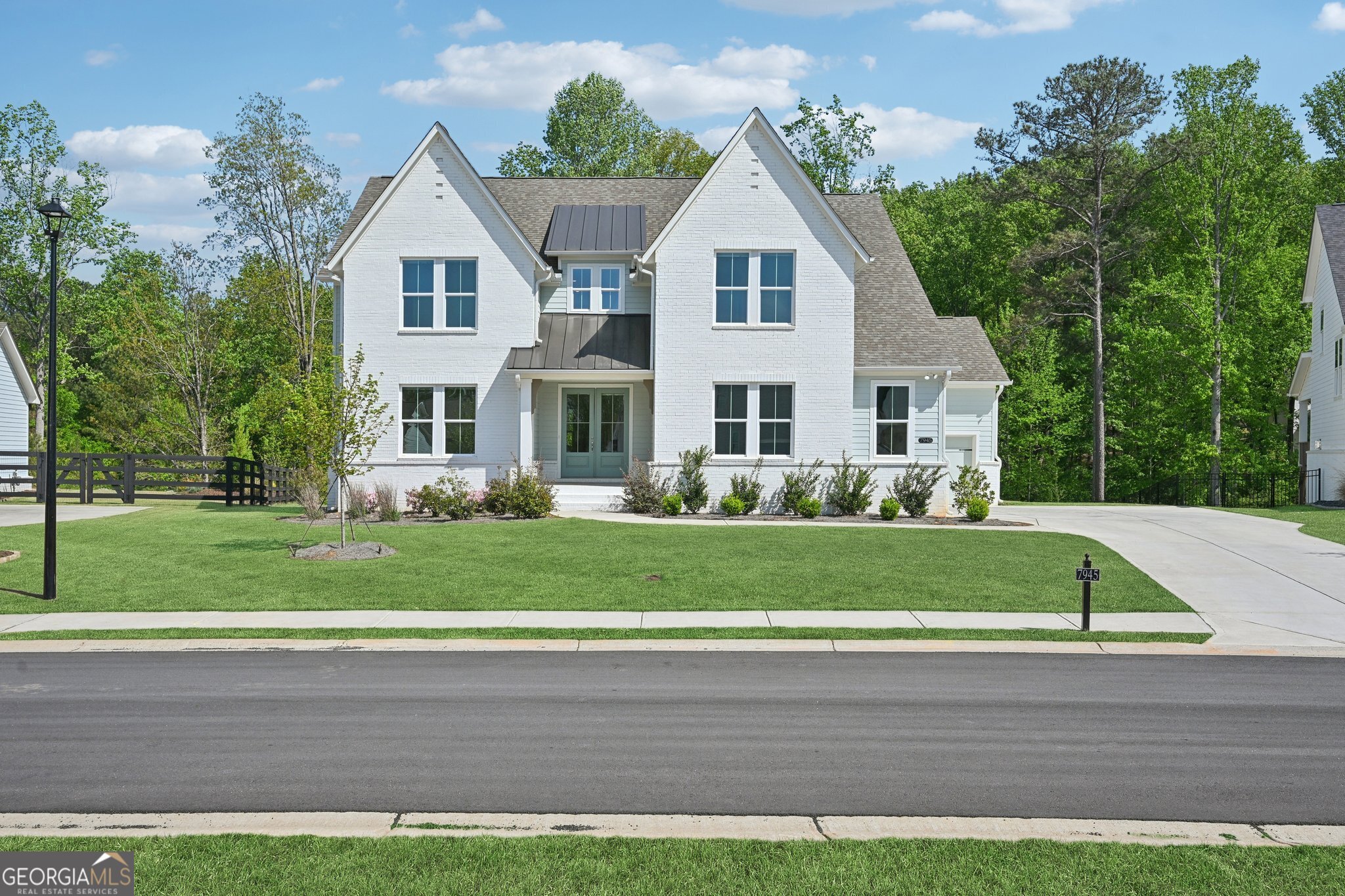 7945 Heritage Farm Court Property Photo 1